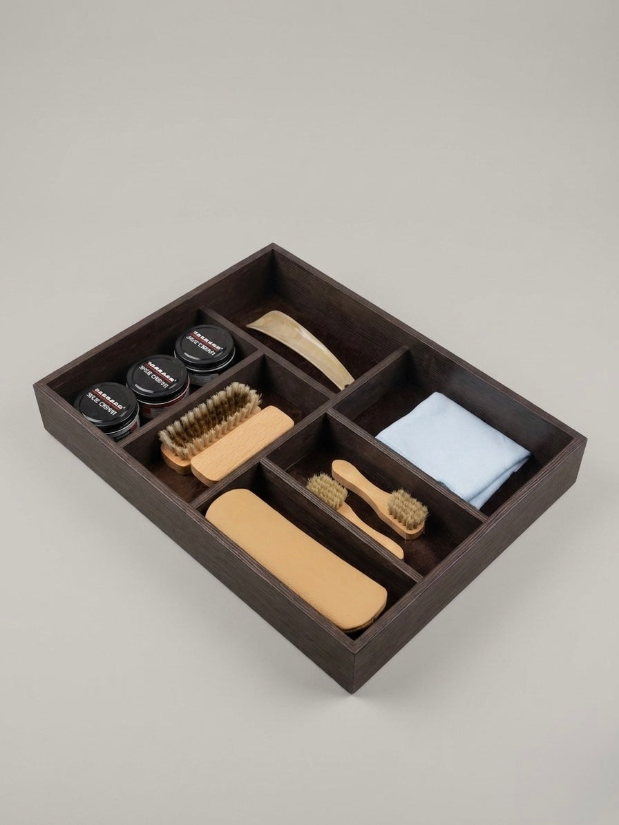 Vassoio Pulizia Scarpe in Legno e Pelle | Kit Completo con Spazzole | Made in Italy – Piatti Milano