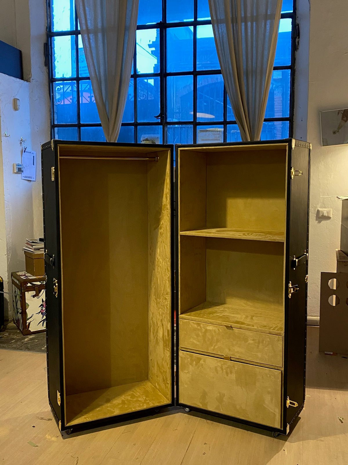 Baule Armadio in Pelle Milano