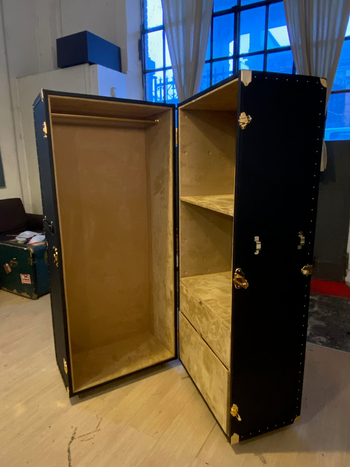 Baule Armadio in Pelle Milano